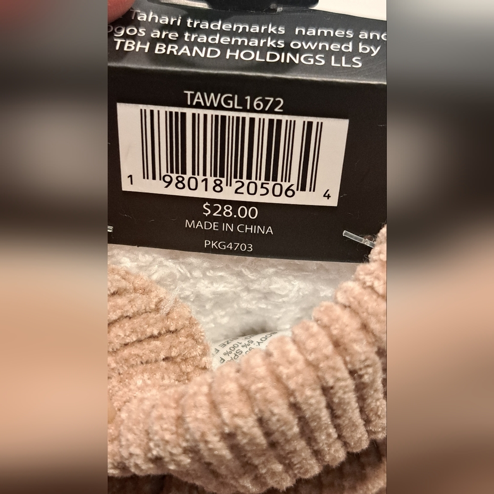 Tahari Cozy Beige Gloves - Picture 5 of 5